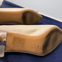 結婚式 パンプスの画像