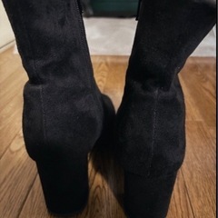 スエードのヒールブーツ　Ｌの画像