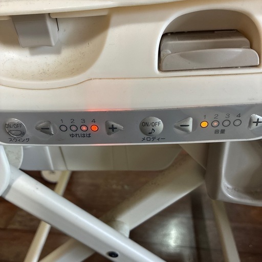 電動ベビーバウンサー