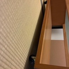 ガラステーブルの画像