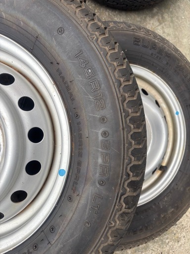 軽トラ用タイヤ4本セット（ホイール付き）145R12 6PR
