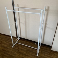 ハンガーラック　伸縮の画像