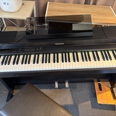 【店頭10%OFF】YAMAHA　ヤマハ　電子ピアノ　CLP-121　中古　リサイクルショップ宮崎屋住吉店23.11.9K ヤマハ 電子ピアノ クラビノーバ CLP-835B ブラックウッド調 | YAMAHA