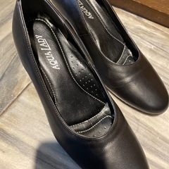 取引中　疲れないヒール靴　黒　冠婚葬祭に23センチ美品の画像