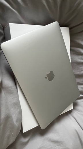 MacBookAir 13inch シルバー2018年 8GB/125GB