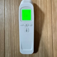 (購入者決まりました)KIMOYO
 非接触式電子温度計 赤外線 1秒測定の画像