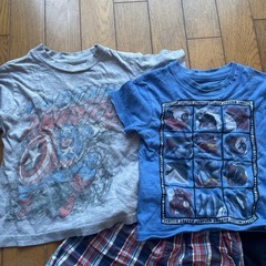 ①子ども服セットの画像