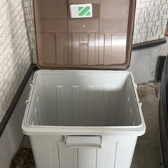 確定済み【無料】野外用ゴミ箱の画像
