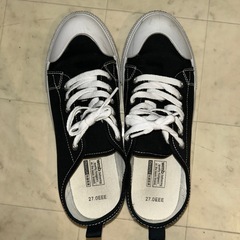 ブラック キャンバス #ローカットスニーカー 27.0の画像