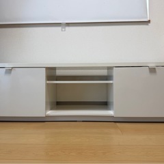 テレビボードの画像