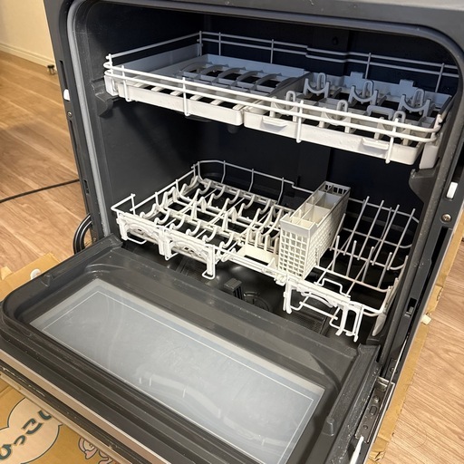 Panasonic
電気食器洗い乾燥機 NP-TZ300-S