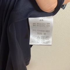 MAJESTIC LEGON マジェスティックレゴン　Vネック花柄ワンピース ネイビー Mの画像