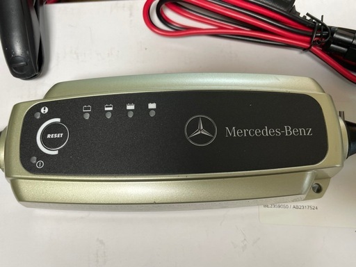 メルセデス・ベンツ純正 バッテリーチャージャー A0009824803 CTEK製 美品