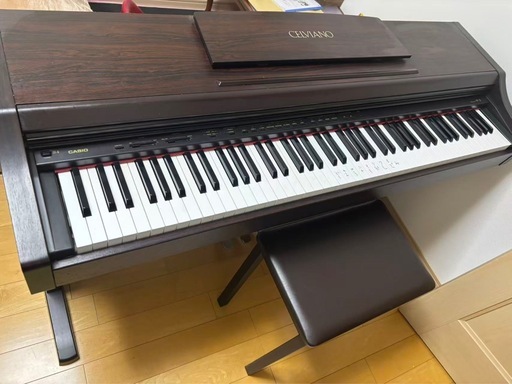 カシオの電子ピアノ