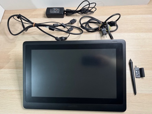 Wacom Cintiq  16 ワコム液晶ペンタブレット（動作確認済・替え芯付）