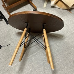 テーブルと椅子（子供用）の画像