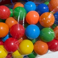 ボール100個入りの画像