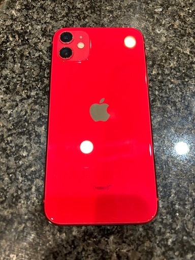iPhone11レッド