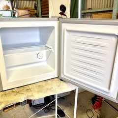 【美品】✨ 2021年製 IRIS PLAZA 1ドア冷凍庫32L🧊の画像