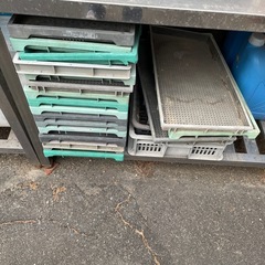 農業資材　ポット等の画像