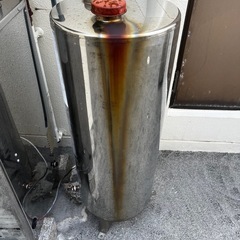 ステン灯油タンクの画像