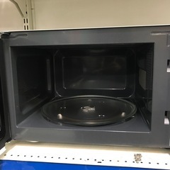 ジャングルジャングル貝塚店　電子レンジ　シャープ　白　ホワイト　左開き　2025年製　スタイリッシュ　ターンテーブル　単機能レンジ　ヘルツフリー　50／60Hz 解凍機能　中古　貝塚市　二色浜の画像