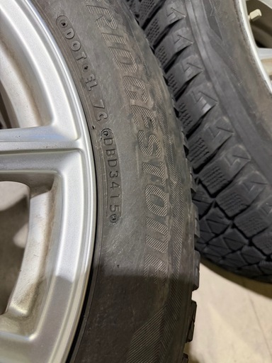 ブリジストン  スタッドレスタイヤ ホイール付き4本セット 18インチ 【商談中
⠀】