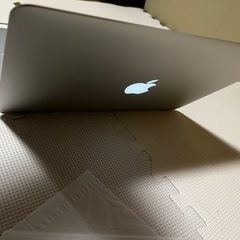 MacBook pro 2013の画像