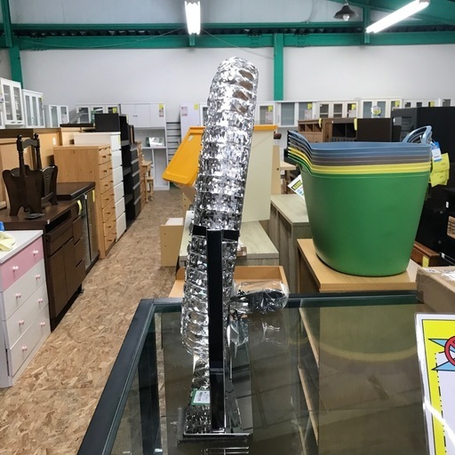 ジャングルジャングル貝塚店　ハリウッドミラー　Francfranc ブリエ　鏡　卵型　丸　ライト付きミラー　聴講記憶機能搭載　キラキラ