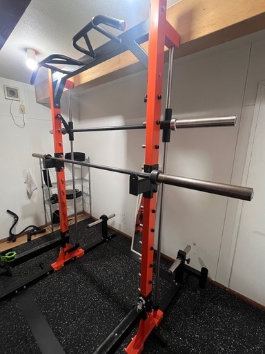 スミスマシン 筋トレ  トレーニング
