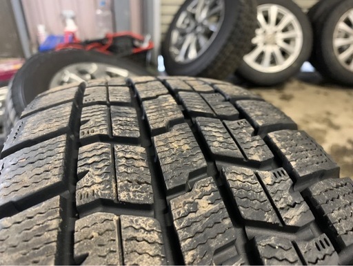 ライズ外し！195/65R16  グッドイヤー　スタッドレス23年製　ホイール付き4本セット！