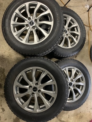 ライズ外し！195/65R16  グッドイヤー　スタッドレス23年製　ホイール付き4本セット！