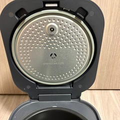 炊飯器の画像