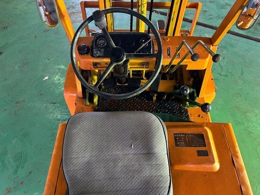 KOMATSU フォークリフト 1.5トン ハイマスト　揚高4.5m ガソリン　ダブルタイヤ　リフト　積載 運搬　セル　コマツ　建機　FG15-12　宮崎