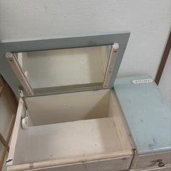 ドレッサー　水色の画像