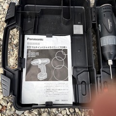 パナソニック インパクトドライバー バッテリー充電器付きの画像