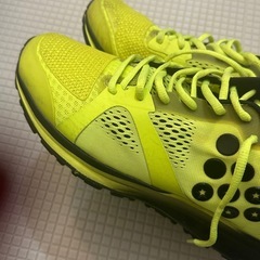 ランニングシューズの画像