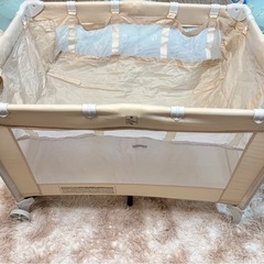 ベビーベッドの画像