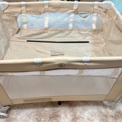 ベビーベッドの画像