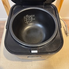 炊飯器の画像