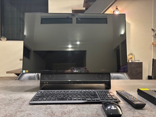 FUJITSU デスクトップパソコン FMVF90B2B