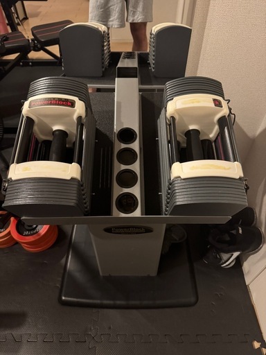 ダンベル　22.5kg 2個セット台付き