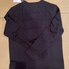 トミーヒルフィガー　ロンＴ　TOMMY HILFIGER 黒　長袖Ｔシャツの画像