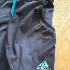 adidasレディース7分丈パンツの画像