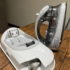 Nationalスチームアイロン  NI-CL22RKの画像