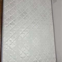マットレスの画像