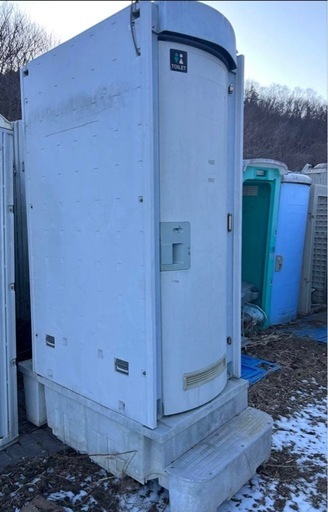 仮設トイレ　簡易水洗式　和式