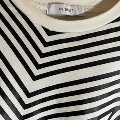 インヘリット Tシャツの画像