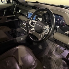 ディフェンダー110〔ディーゼル〕の画像