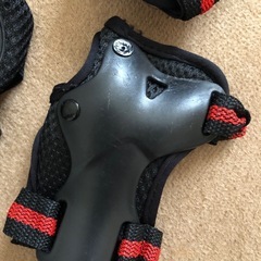 子供用 プロテクターセット おまけ付きの画像